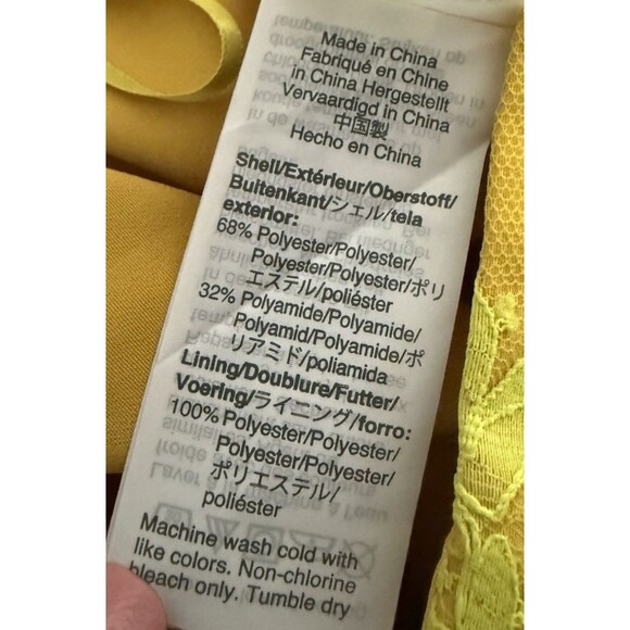 JCrew Chantilly Lace Pencil Skirt Women Size 6  Kiwi Yellow New - Imperfection - Picture 9 of 11